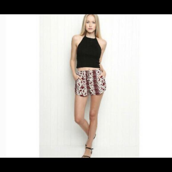 brandy melville shorts Eve Floral shorts New Summer Pockets Drawstring SZ small - Picture 2 of 10